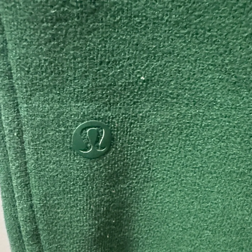 Green Lululemon Scuba Women’s Jogger Pants - Picture 7 of 7